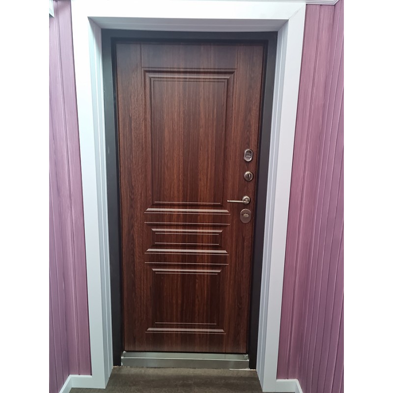 Молдинг ударопрочный М17 70-15 в Казани
