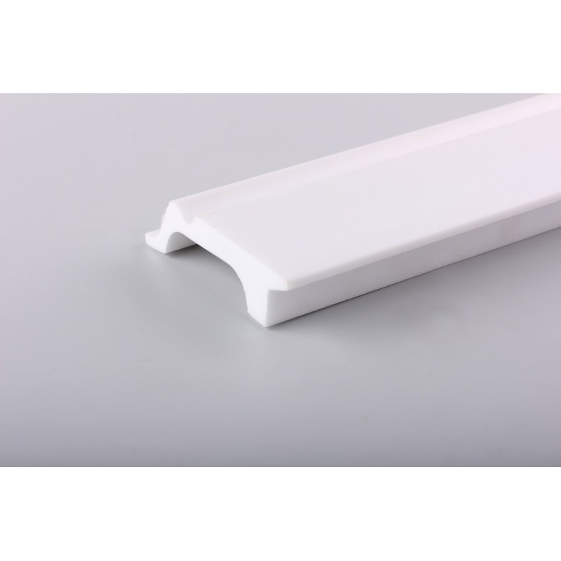 Плинтус П001, 78х21, экополимер в Казани