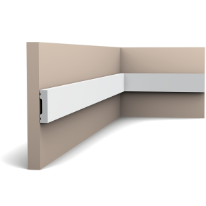 Плинтус из ударопрочного полимера SX162