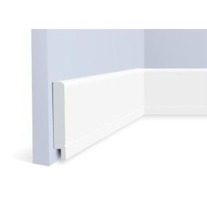 Плинтус Hiwood B70 с полосой 70*10,5*2000 мм в Казани